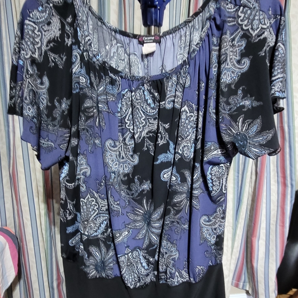 (3054) Cocomo, Women's, Size 1X, Purple/Black/Blue  floral design, Top, Blouse - Picture 2 of 7